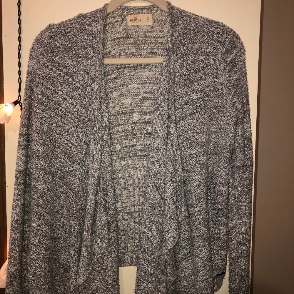 Hollister Cardigan